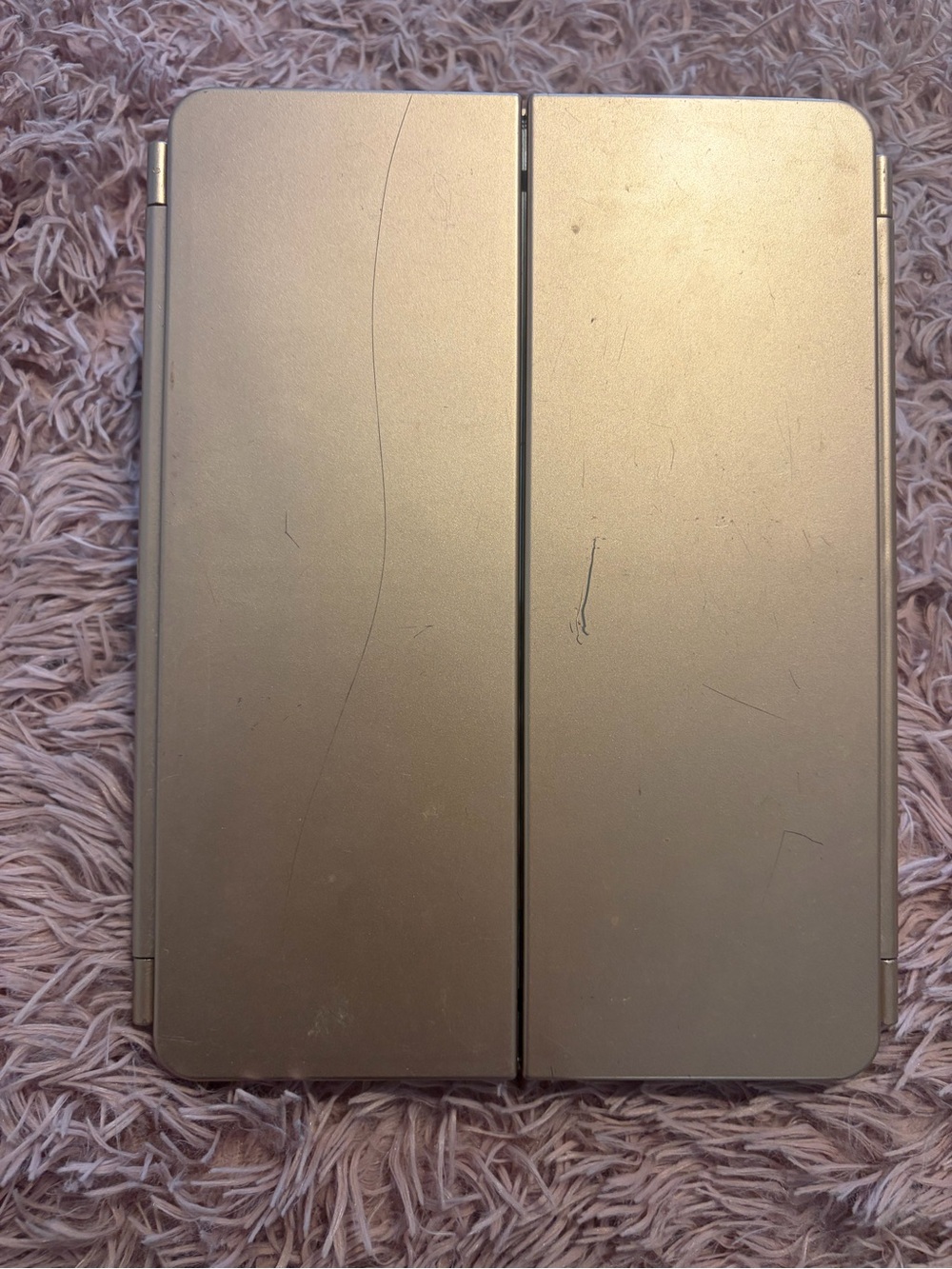 Rose Gold mirror with Bluetooth.  4 mirrors in one with a sorting clear base.